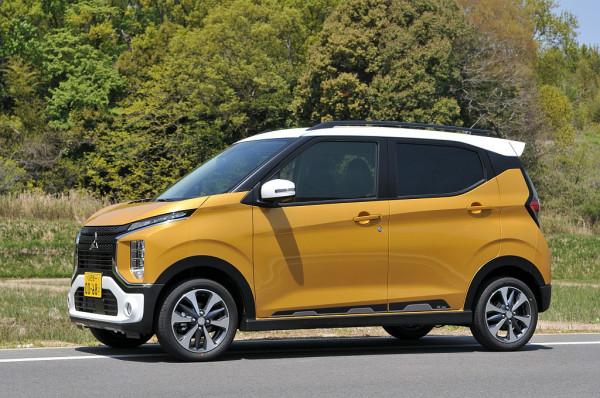 老頭樂版的“埃爾法”，外觀很霸氣，5門4座，代步、接娃都能行