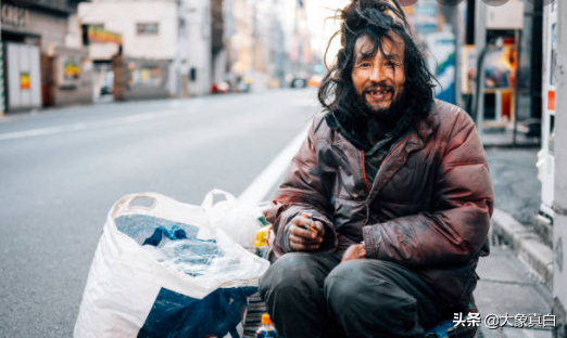 日本最繁華的街,藏著最大的貧民窟!看看日本社會底層生活的地方 日本最繁華的街,藏著最大的貧民窟!看看日本社會底層生活的地方
