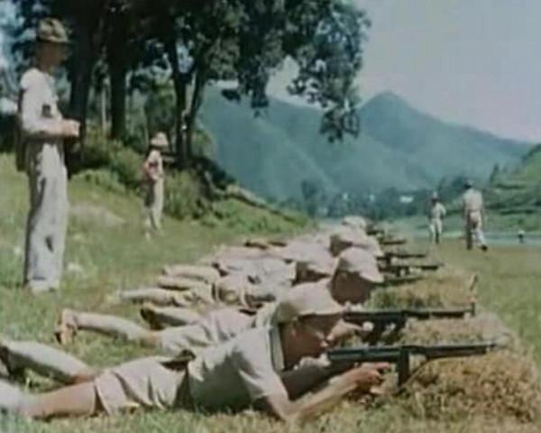 一個軍裝備4000多挺衝鋒槍！日軍上來拼刺刀，直接橫掃過去