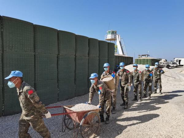 高效!我赴黎維和建築工兵分隊多點位同步展開施工 高效!我赴黎維和建築工兵分隊多點位同步展開施工