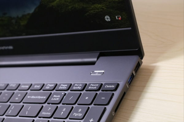 大一學生該不該買電腦？雙十二有什麼值得買的膝上型電腦？