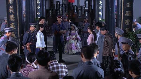 妙齡少女當選屏風美人,被要求遠離男人,守身如玉20年,國產片 妙齡少女當選屏風美人,被要求遠離男人,守身如玉20年,國產片