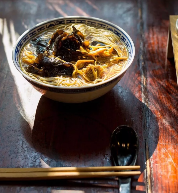 中國唯一主動退出4A景區的寺院，門票降至5元卻依然火爆