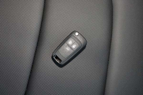 科魯澤車門鎖不住怎麼辦?我們總結了三種方法,提醒車主牢記 科魯澤車門鎖不住怎麼辦?我們總結了三種方法,提醒車主牢記