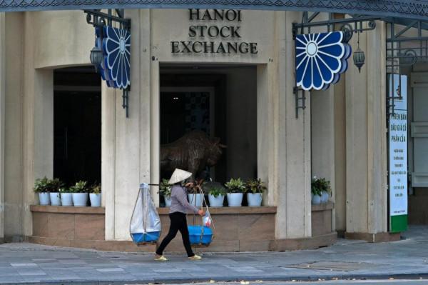 美國78周放水32萬億,越南經濟為八國敲響警鐘,萬億美元將流入中國