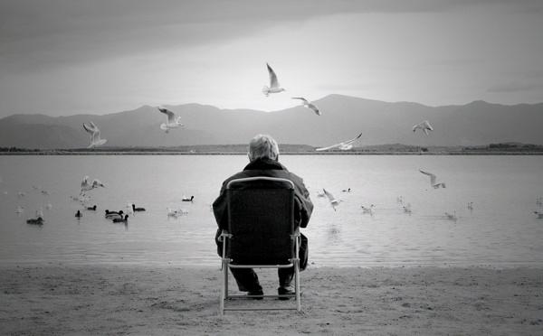 “父母走後，兄弟姐妹就散了”彼此不來往的3個原因，真現實