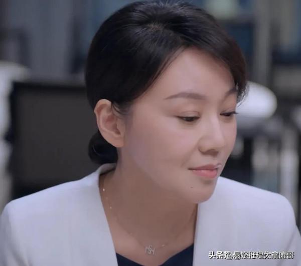 《突圍》本以為是個王者，沒想到是個青銅，就是和都市職場倫理劇