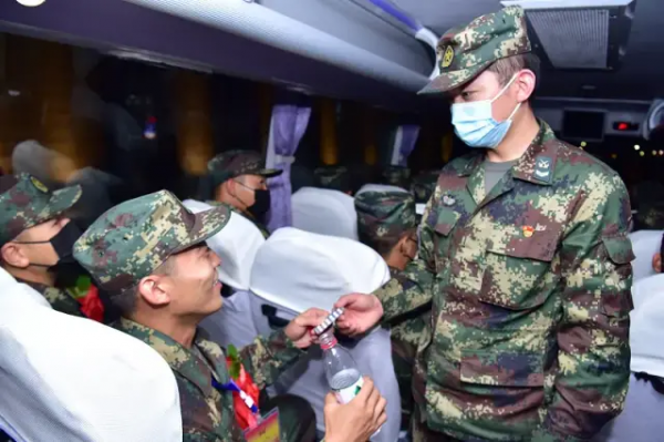 東風小“火”入營初體驗之24小時 東風小“火”入營初體驗之24小時