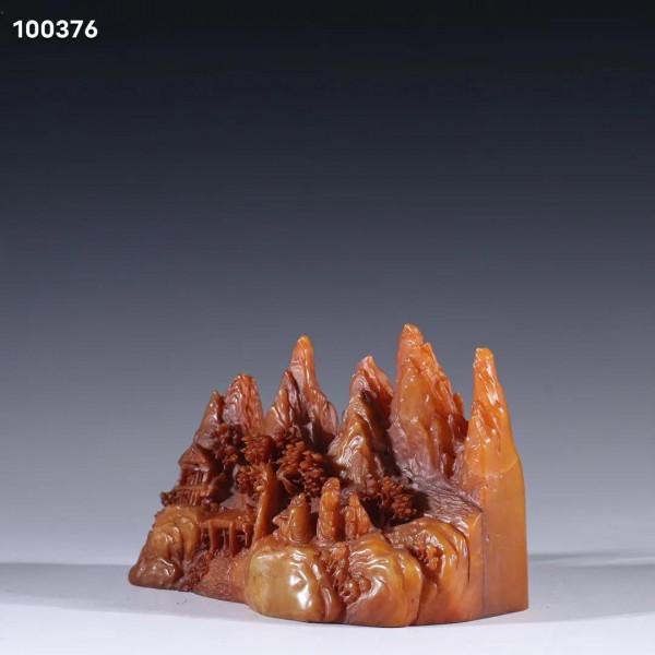 舊藏 壽山石人物故事山子筆架規格：高7cm長12.5cm寬5.5cm重470g