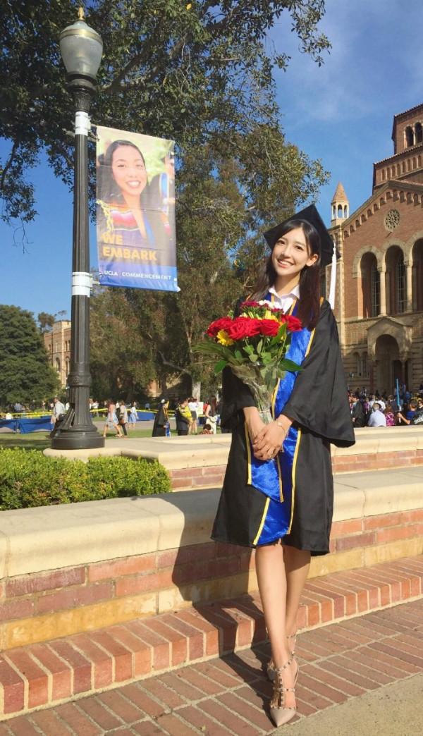 百萬粉網紅求婚現場太奢華,鑽戒是baby同款,女方曾獲王思聰追求 百萬粉網紅求婚現場太奢華,鑽戒是baby同款,女方曾獲王思聰追求