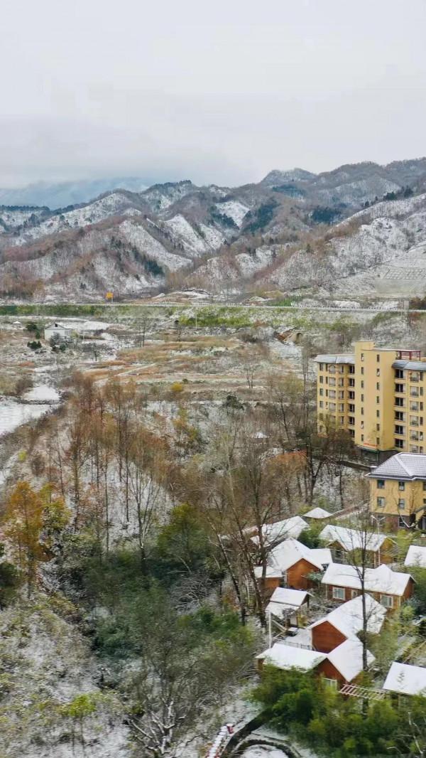 走!伏牛山裡過“彩冬” 走!伏牛山裡過“彩冬”