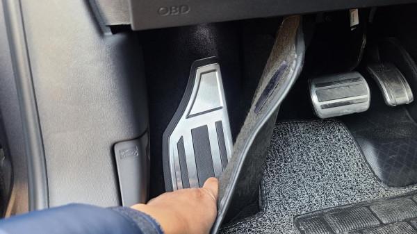 共創凡爾賽C5X，共享我的小改造——擱腳踏板外移