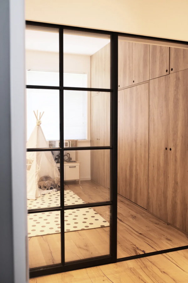 她家的小戶型改造太讚了！1間房秒變4間，生三胎都夠住