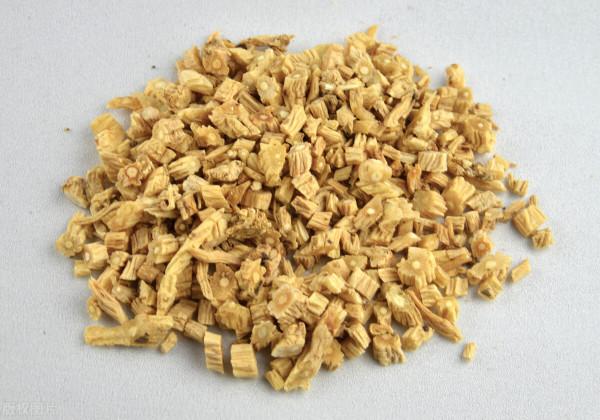 腿涼是腎虛還是脾虛？四味中藥，健脾祛溼、強健腰腿、充滿活力