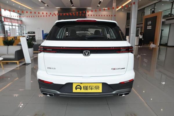長安CS55 PLUS:5門5座SUV,搭載180馬力+6MT動力,造型時尚 長安CS55 PLUS:5門5座SUV,搭載180馬力+6MT動力,造型時尚