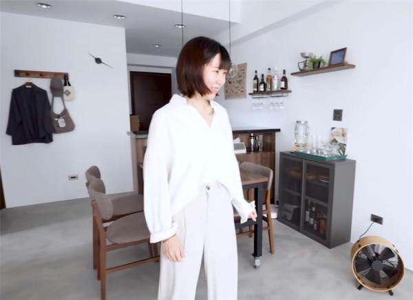 80後情侶相識4年，堅持不婚主義，把59㎡小家裝成極簡二人世界