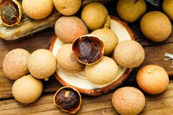 缺鉀比缺鈣危險？3個訊號證明你缺鉀了，建議吃4種食物來緩解