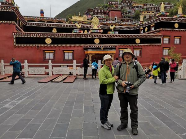 天路之行--317+阿里南線+318 第11篇 藏傳佛經印刷廠-德格 天路之行--317+阿里南線+318 第11篇 藏傳佛經印刷廠-德格