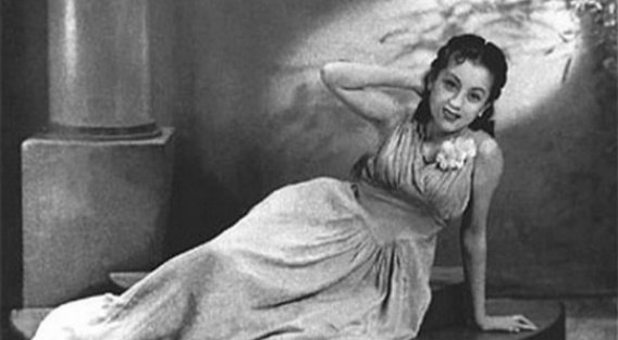 明星之女姚姚：男友自殺後，她未婚先孕和繼父鬧翻，31歲車禍離世