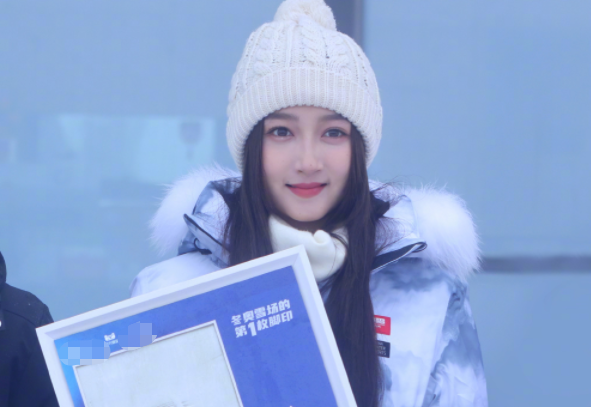 關曉彤考編成功上岸,肖戰也在備考階段,他的第一學歷引人注目 關曉彤考編成功上岸,肖戰也在備考階段,他的第一學歷引人注目