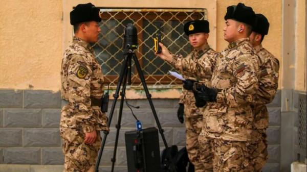 武警部隊的21式作訓服，換上了