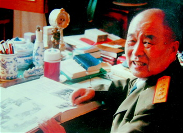 1988年我軍恢復軍銜制，國防大學正副校長、政委，授予什麼軍銜？