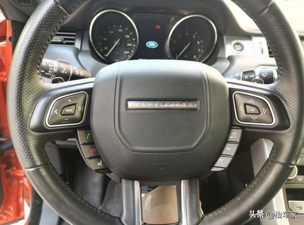 當年的加價虎，如今的貶值王，大哥花42萬買輛攬勝極光值嗎