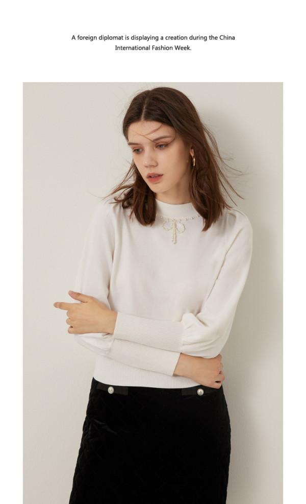 時尚打底衫是女生初秋必搭款