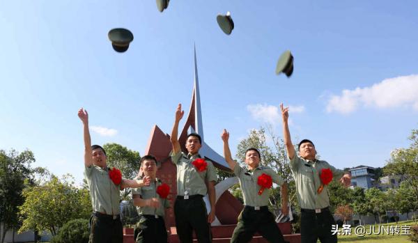 兩年義務兵退伍後能幹什麼？