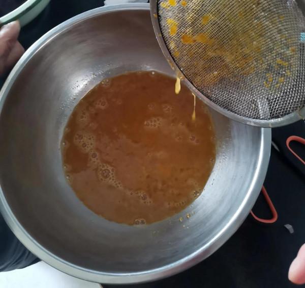 來吃豬血豆腐囉