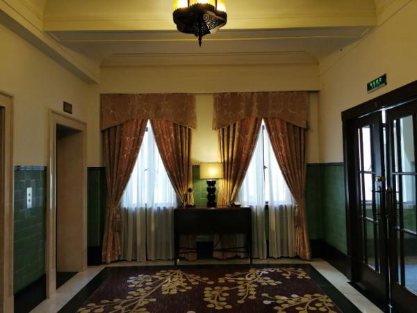 花1000塊住了一晚上海和平飯店