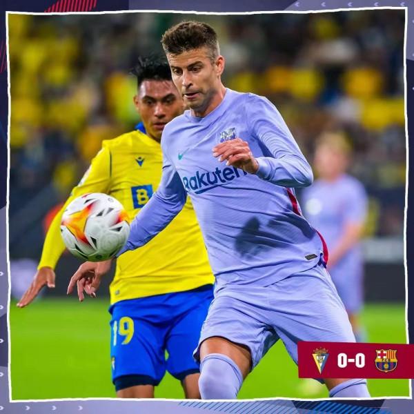 德容染紅,十人巴薩客場戰平加的斯 德容染紅,十人巴薩客場戰平加的斯