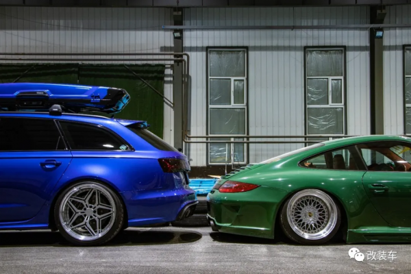 保時捷車主為了帶娃再添奧迪RS6，給孩子一個完美的童年