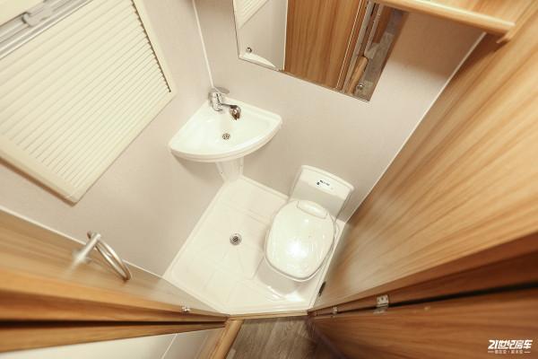 卓美亞兩款新車首發!全新開拓者H500-Ⅰ平頭輕卡房車備受關注 卓美亞兩款新車首發!全新開拓者H500-Ⅰ平頭輕卡房車備受關注