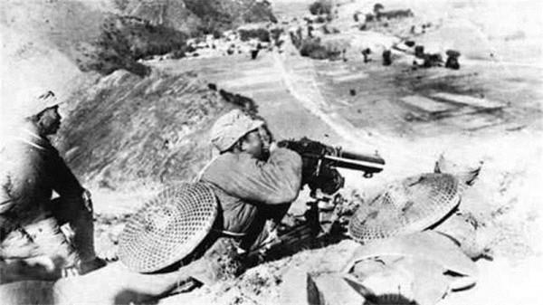 抗美援朝尾聲，韓國政府不願籤停戰，毛主席一條密令韓國乖乖屈服