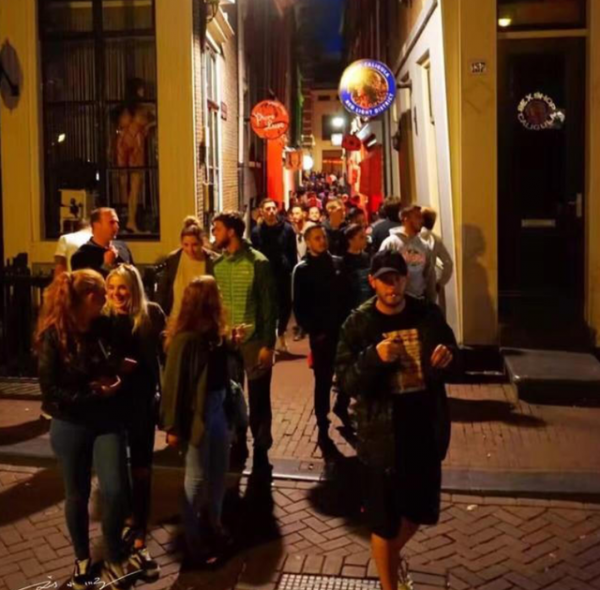 荷蘭現狀，帶你看看真實的荷蘭唐人街