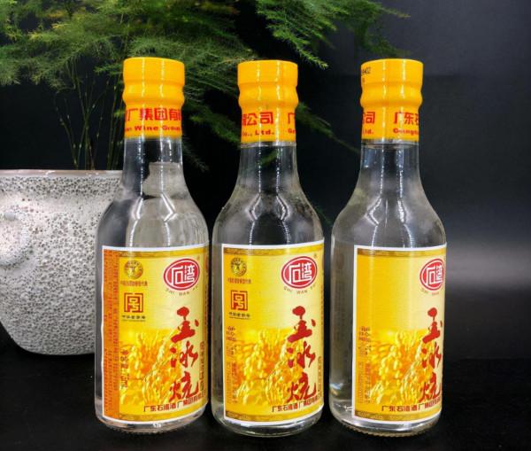 國內4款“特色”白酒，外省人嫌棄，本地人當成寶，你有喝過嗎？