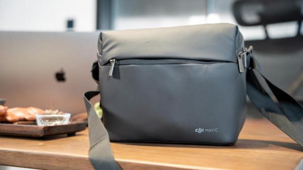 小白初次體驗大疆AIR2無人機(靜態) 小白初次體驗大疆AIR2無人機(靜態)