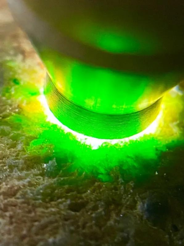 老木那楊梅皮化冰飄花手鐲料 種老皮緊肉細 玩飄花手鐲機率大 易內化