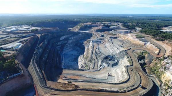 動力電池漲價：誰能像比亞迪一樣不漲價，吉利還是長城？