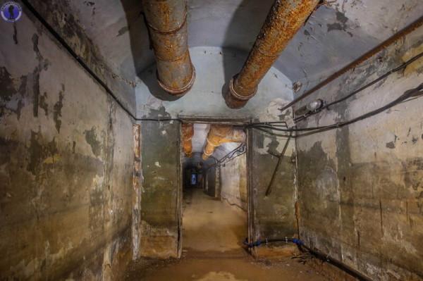 “朱可夫的掩體”，建於第二次世界大戰期間，深度為 30 米