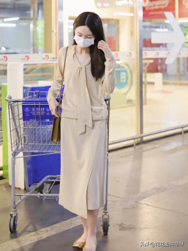 喜歡簡簡單單的風格/耐看又耐穿