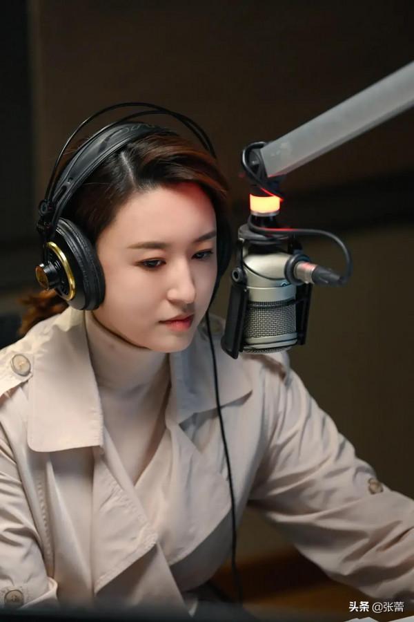 央視主持女神張蕾