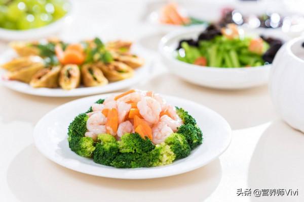 多喝湯能下奶？科學「坐月子」這10條指南要收藏