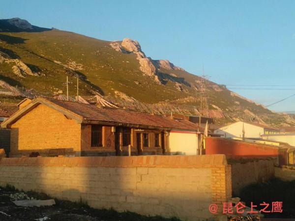 崑崙山的穿越——花石峽、冬給措納湖至香日德