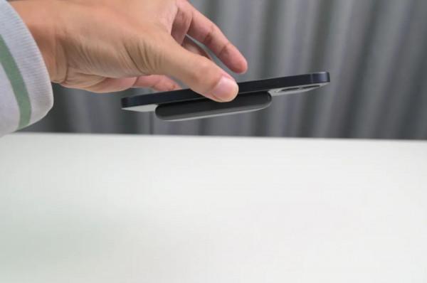 續航神器 奧海Aohi Magsafe W400磁吸無線充電寶試用