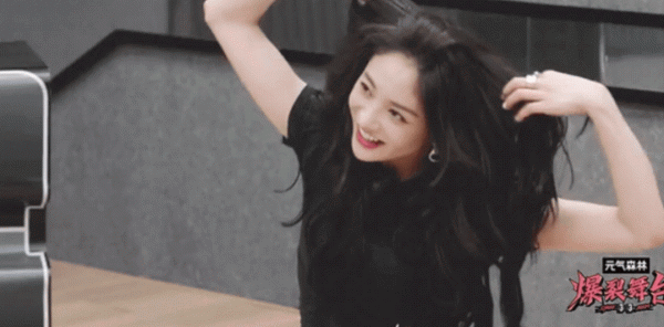 快來跟迪麗熱巴和鄭秀晶一起 反對高顱頂顏值霸凌