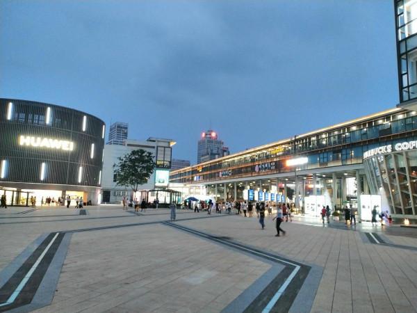 強對應性破缺和弱對應性破缺