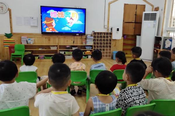 月團圓,人團圓 月團圓,人團圓