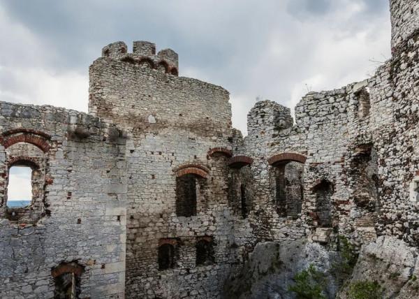 萬聖節哪裡過得最有氣氛?當然要來波蘭 萬聖節哪裡過得最有氣氛?當然要來波蘭